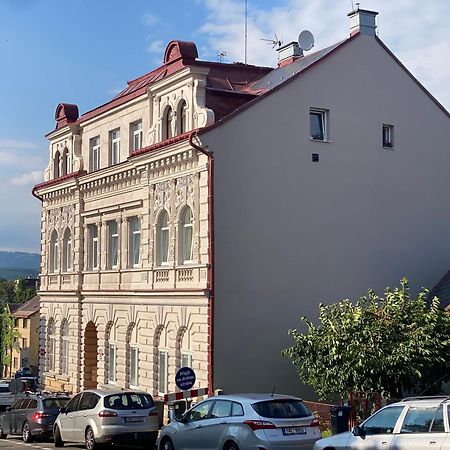 Apartman V Lesni Jablonec nad Nisou Bagian luar foto